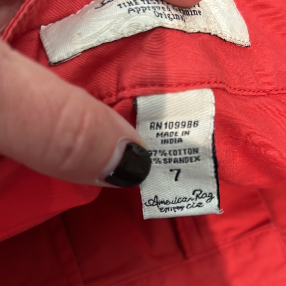 American Rag shorts - Picture 3 of 4